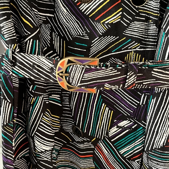 NWOT Luxury Multi-Color Fully Lined Trench Coat With Belt. Size (M). - Picture 3 of 10